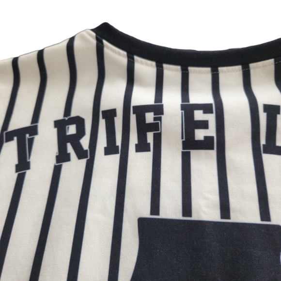 Junkies NY TrifeLife baseball sweater red/white/blue size Large 👌 - Picture 10 of 16